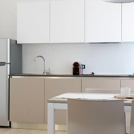 Apartment Regi *